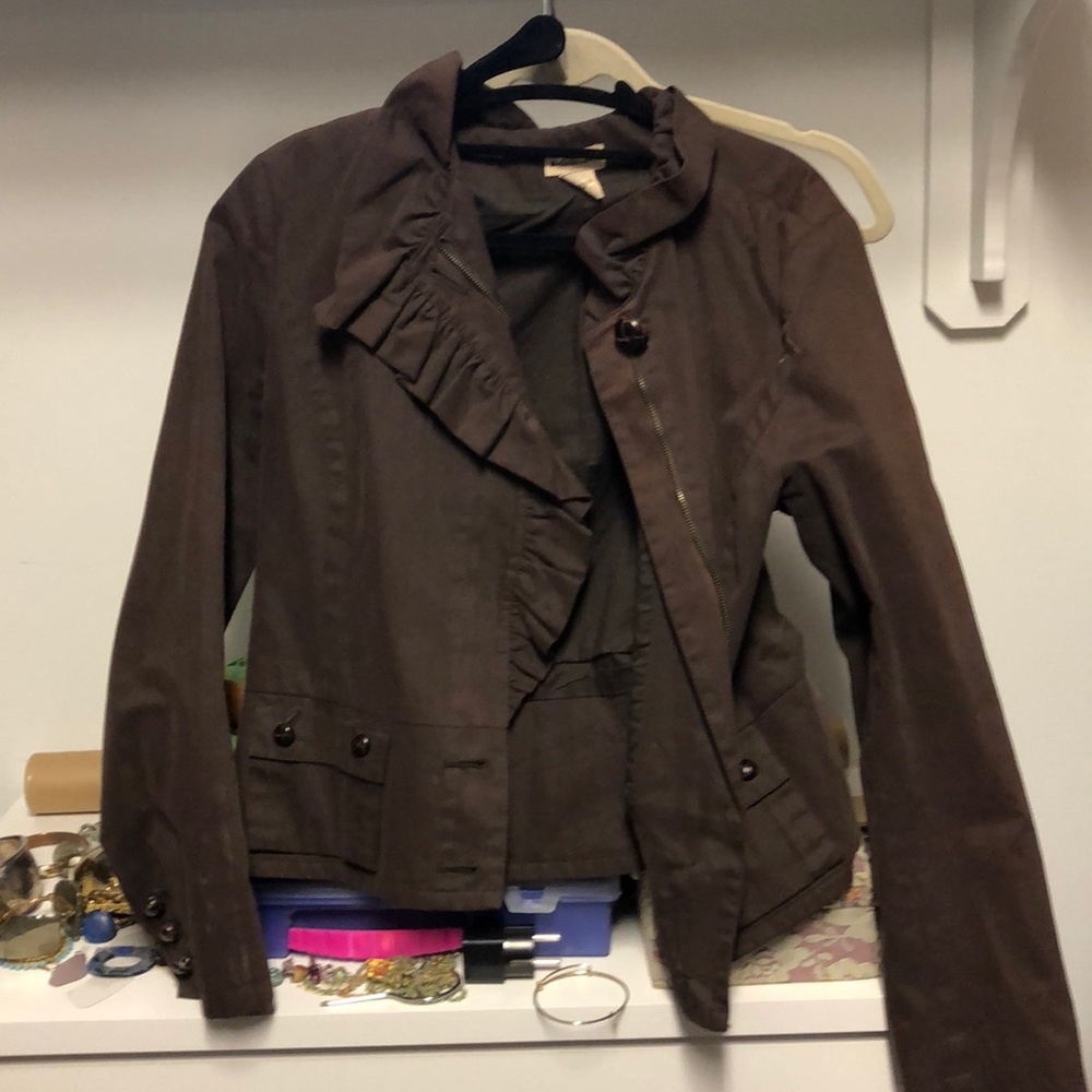 Brown ruffle trim jacket